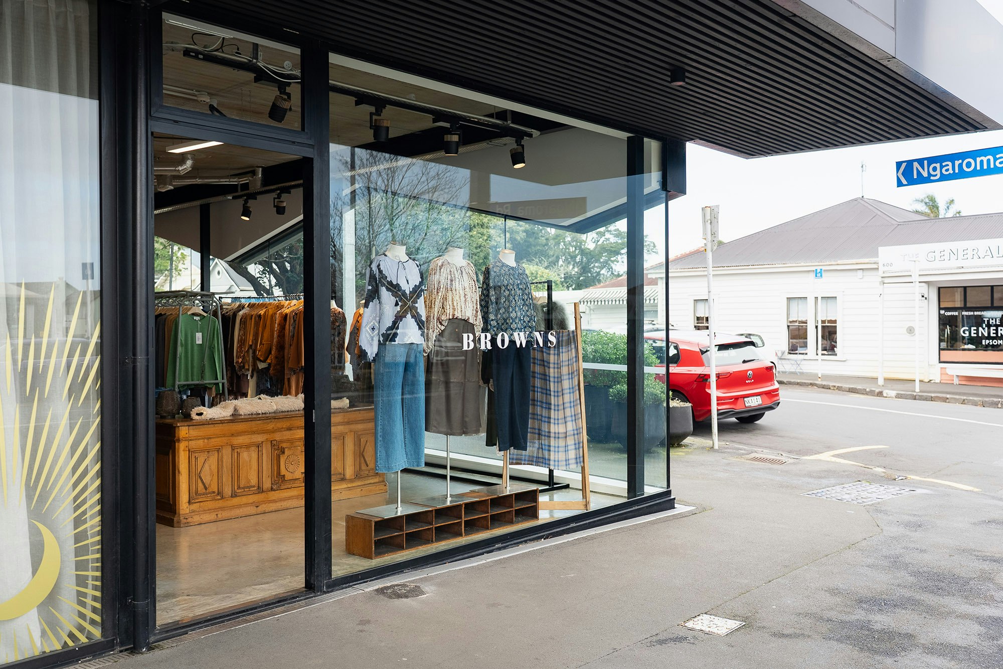 Browns Boutique Web1 Kakapo Business Sales