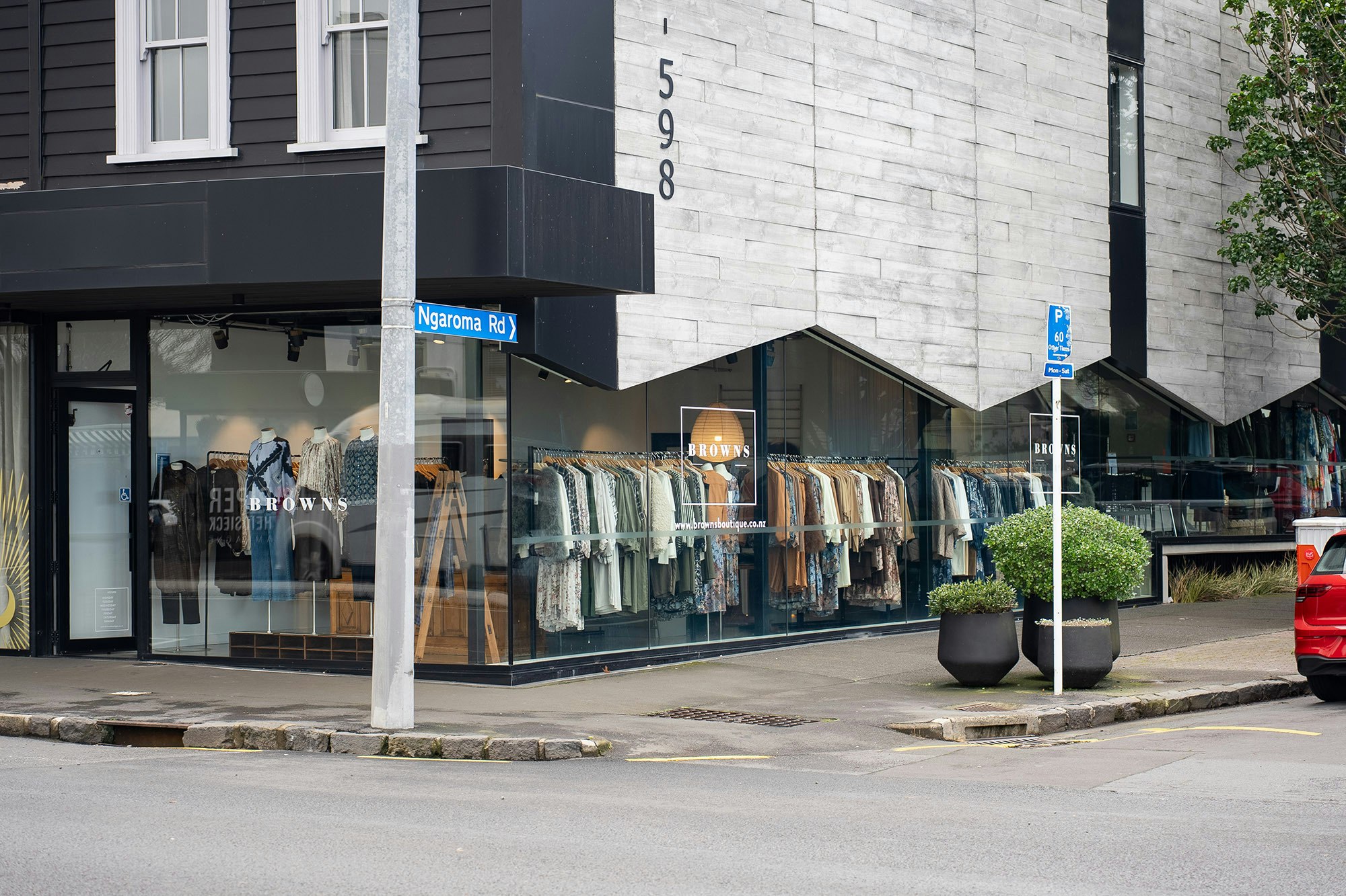 Browns Boutique Web2 Kakapo Business Sales
