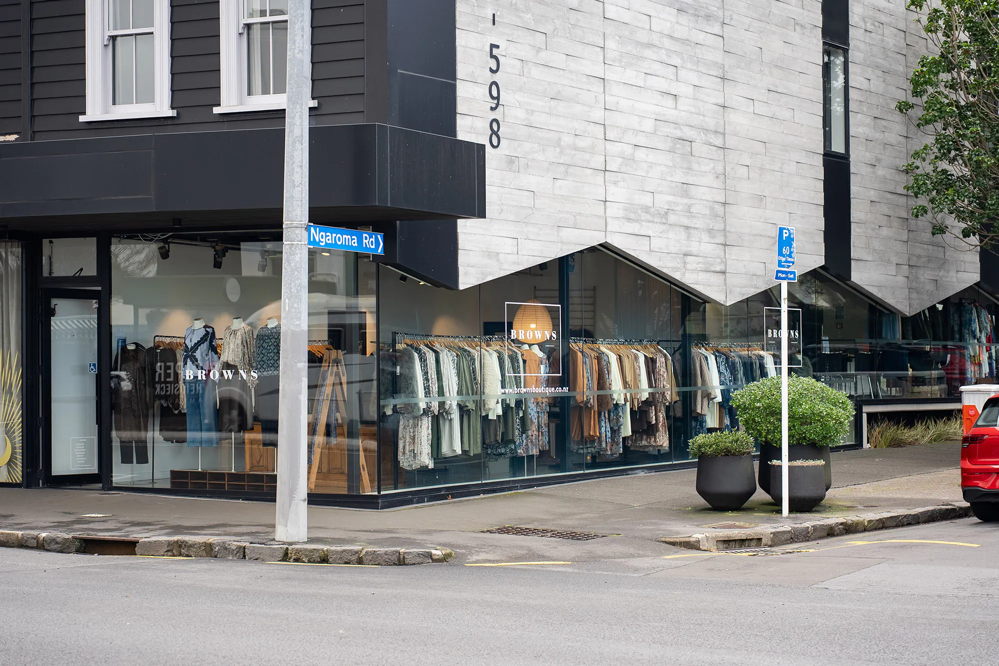 Browns Boutique Web2 Kakapo Business Sales