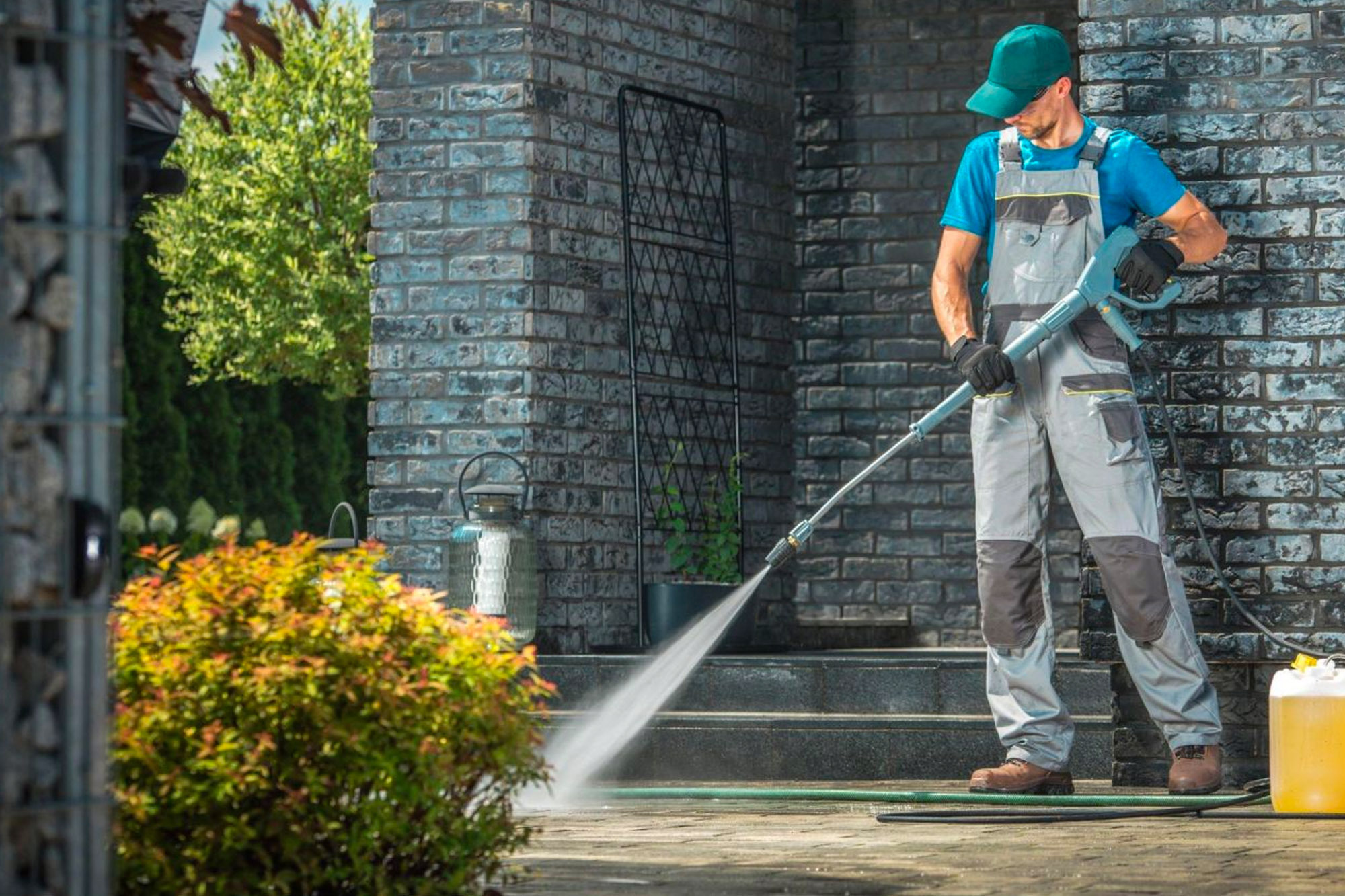 Exterior House Wash Web1 Kakapo Business Sales