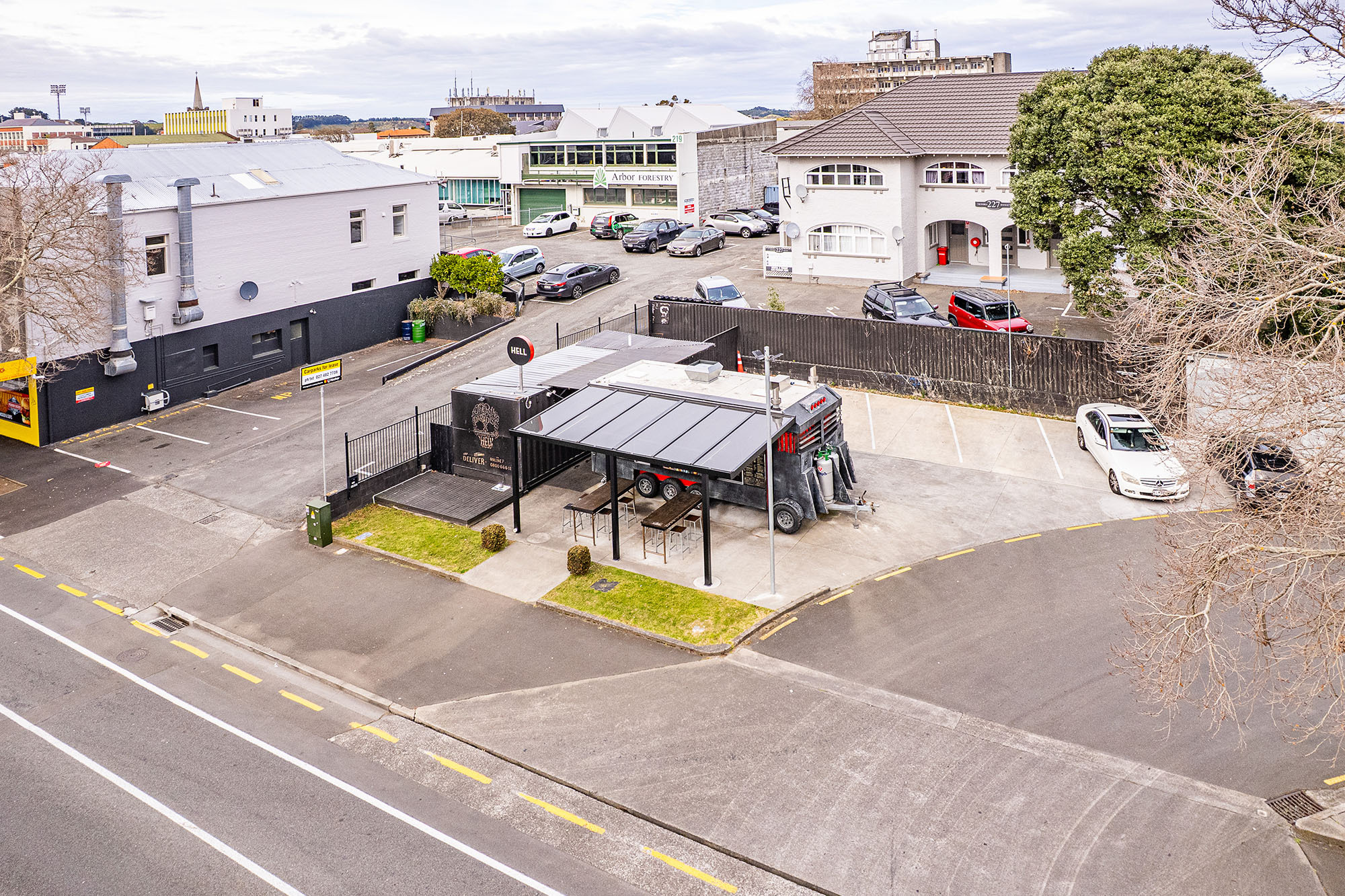 HELL Whanganui Web1 Kakapo Business Sales