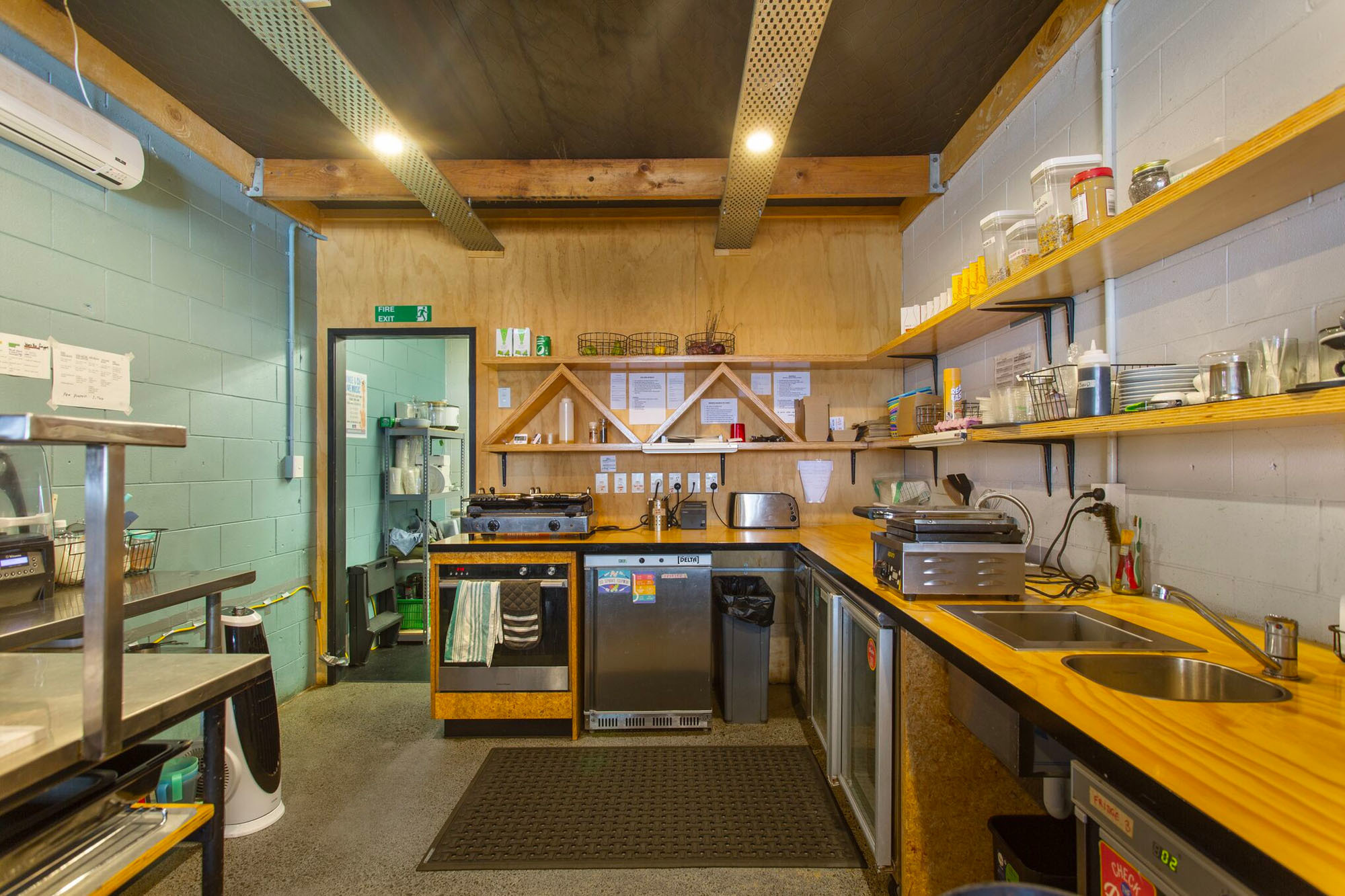 Little Hinge Web7 Kakapo Business Sales