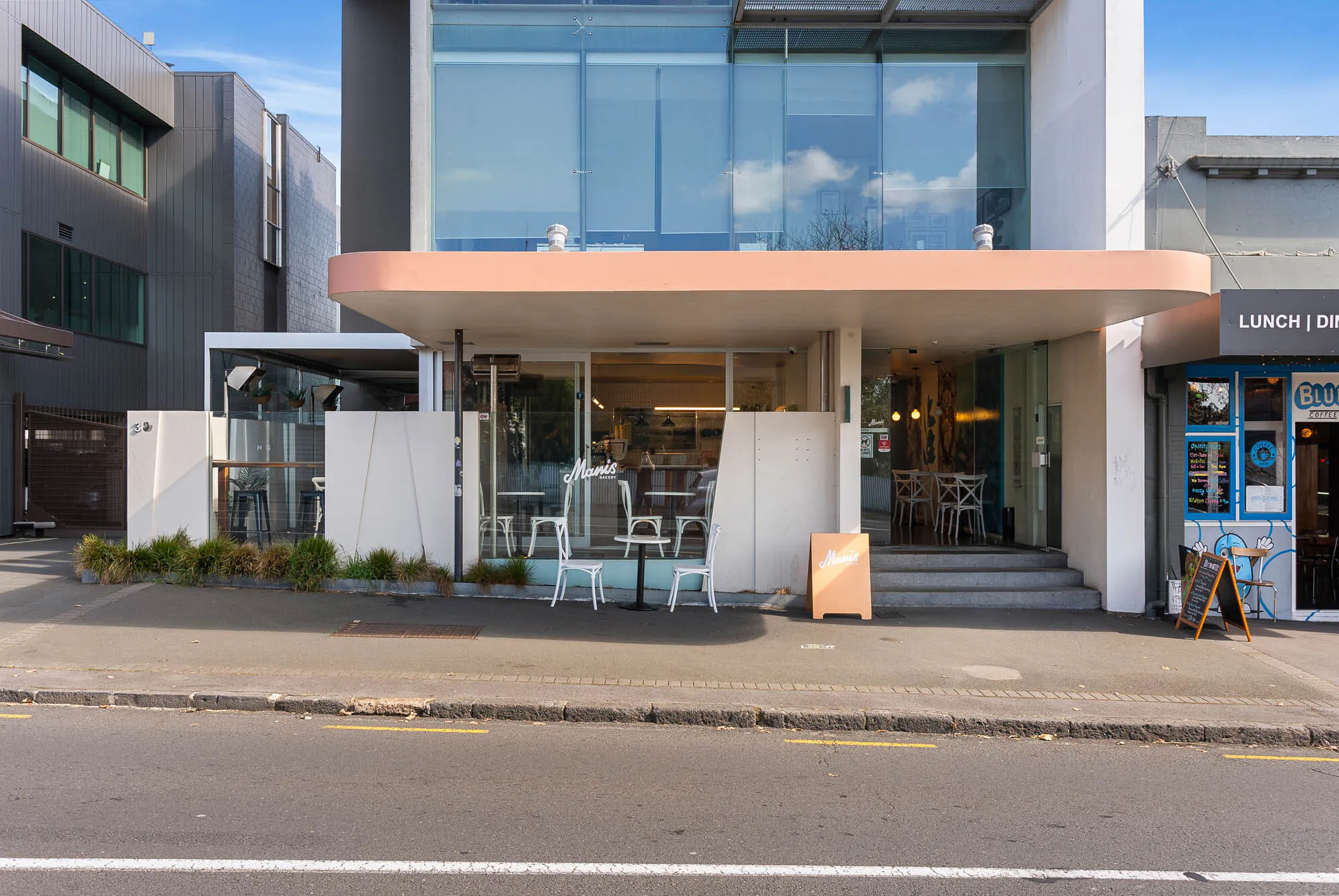 Manis Bakery Web3 Kakapo Business Sales