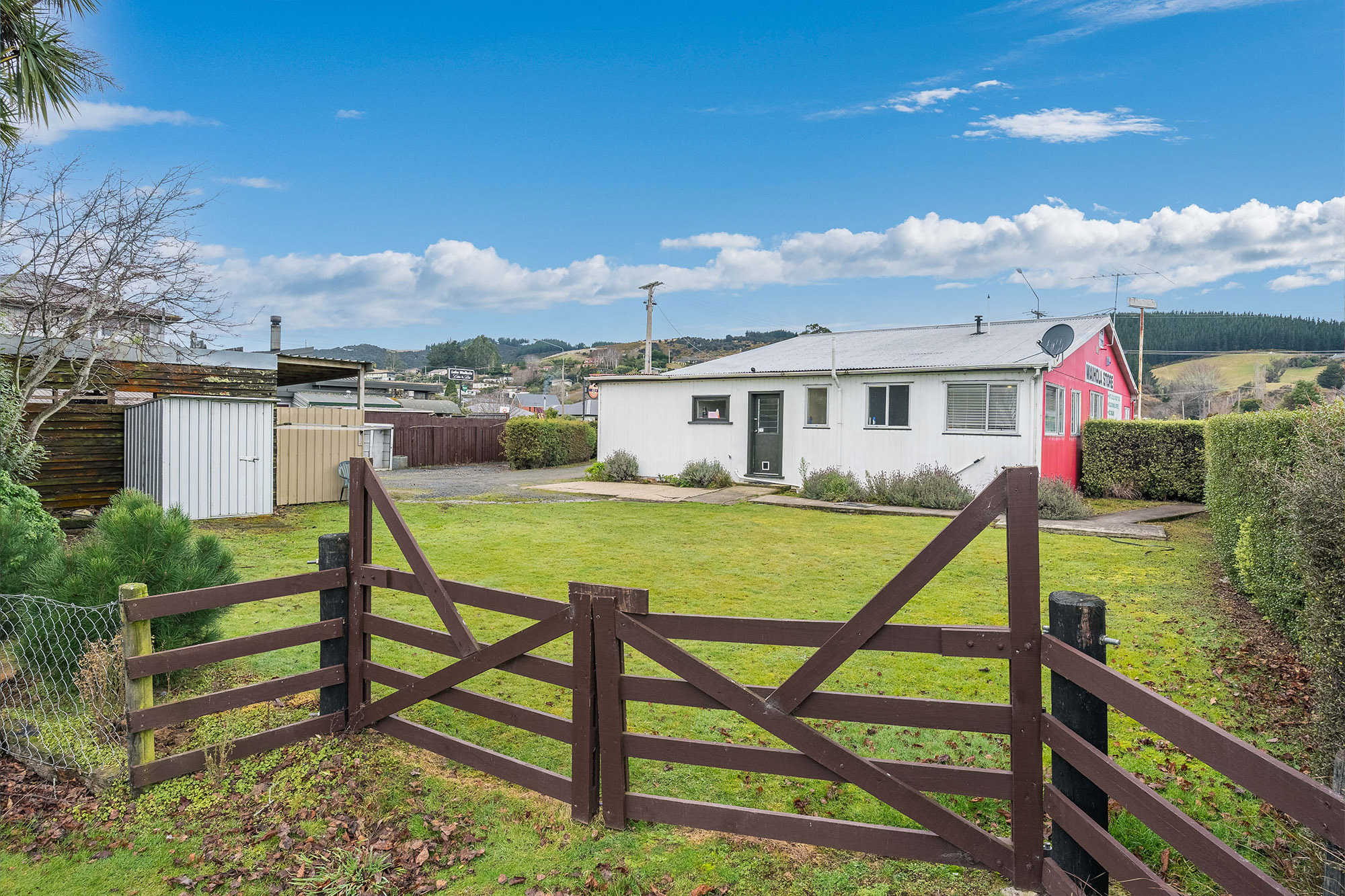 Waihola Store Web11 Kakapo Business Sales